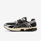 NIKE公式】ナイキ ズーム ボメロ 5 メンズシューズ.オンラインストア